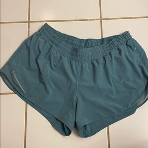 Lululemon hotty hot short tall size 14